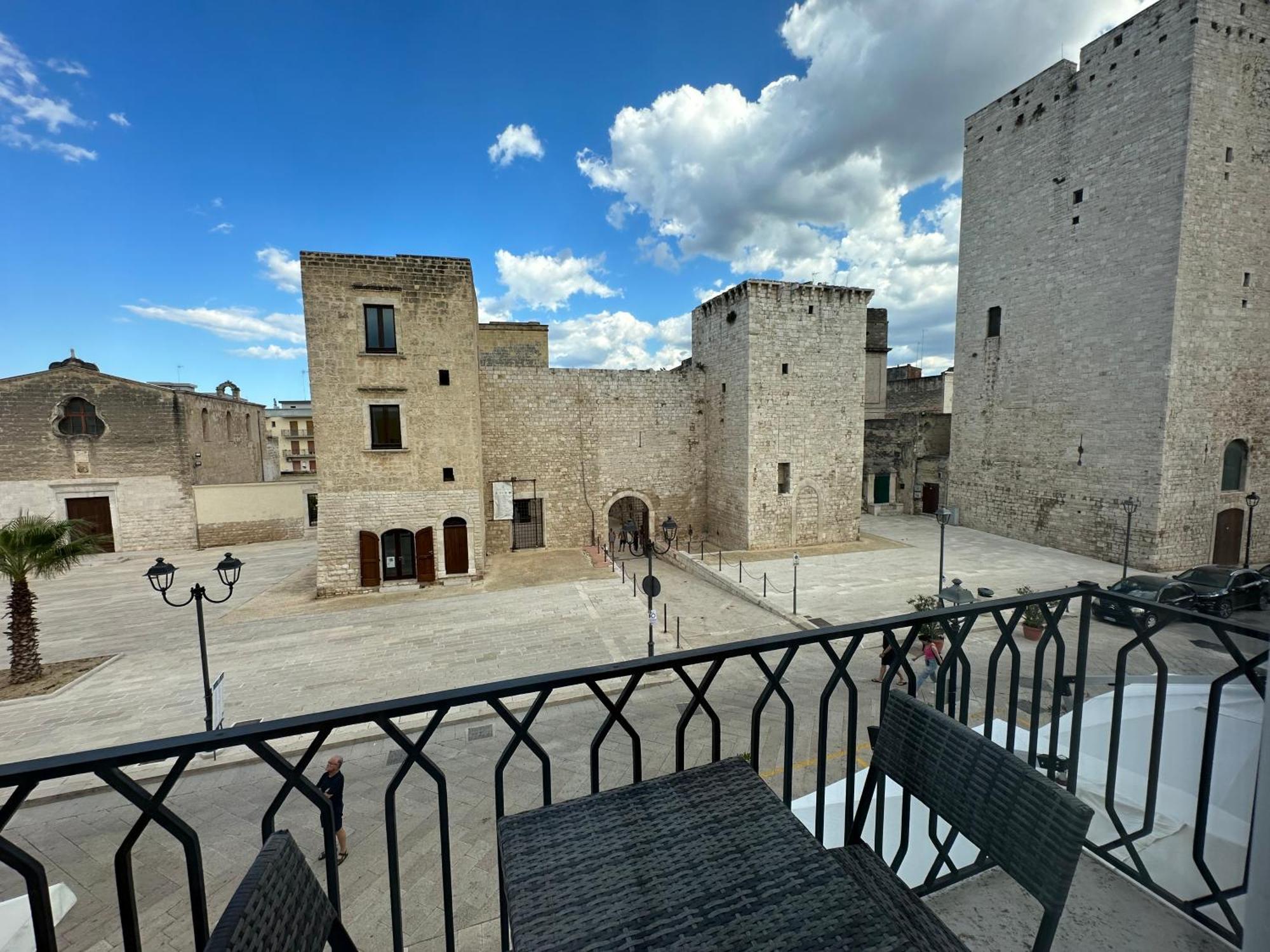 Hôtel Palazzo Bonomi à Bisceglie Extérieur photo